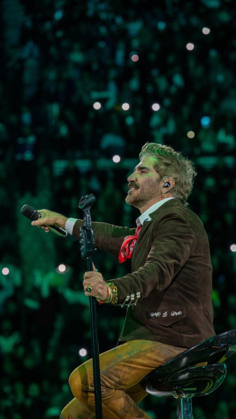 ALEJANDRO FERNÁNDEZ "DE REY A REY UN HOMENAJE A VICENTE FERNÁNDEZ"